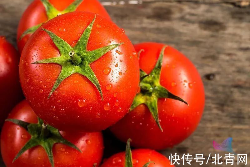 西红柿|空腹不能喝牛奶、吃柿子?很多人都理解错了…