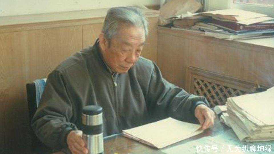 坐上去|专家在故宫找到一破龙椅，修了三年后完好如初，却始终不敢坐上去