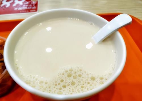 银耳|甲状腺结节不能喝豆浆？提醒提醒：若想甲功正常，3种食物要少吃