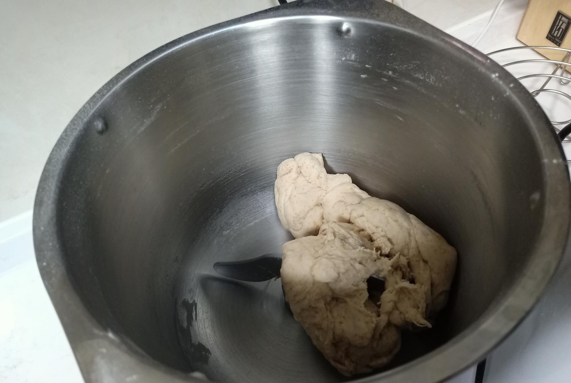 豆沙馅|做了一堆馒头，连发2条朋友圈得瑟，网友：你是美术老师吗？