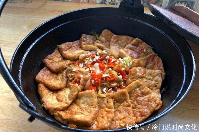 白菜|白菜炖豆腐,有人先炒白菜,有人先炒豆腐,都不对!这样做才入味