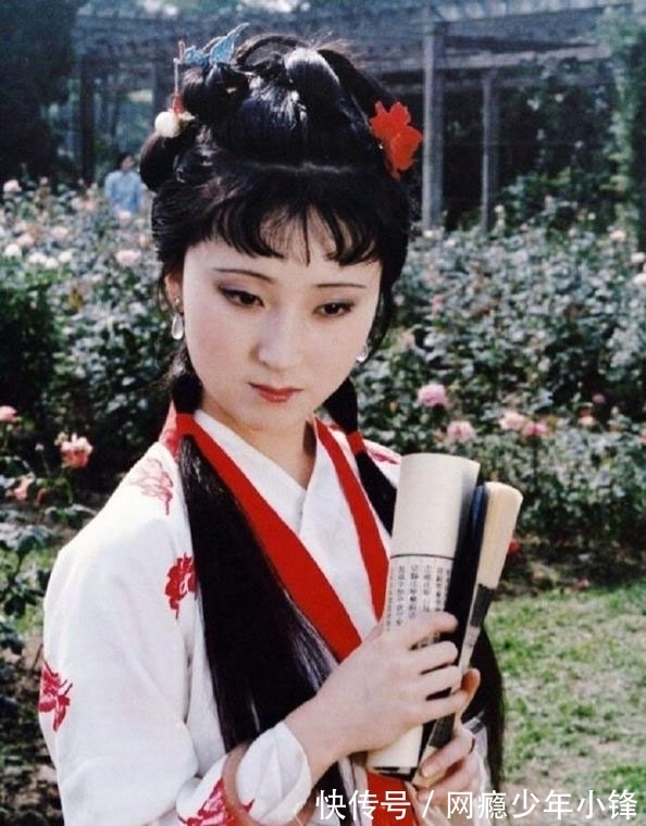 女儿探春#林黛玉客居贾府,为何会引起赵姨娘的反感?女儿探春一语道破