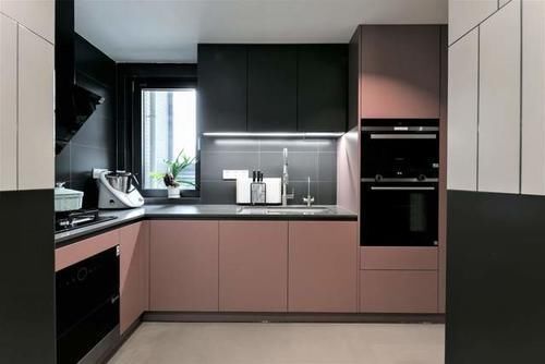 主卧|去客厅化设计,不铺地板不铺砖,100㎡的家反而更时尚大气