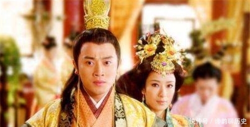 无子|皇帝悲叹自己年老无子,太监忽然下跪:陛下,您的儿子已经6岁了