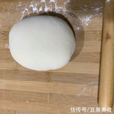 晶莹剔透|一吃就上瘾的晶莹剔透的大包子，是这样做的