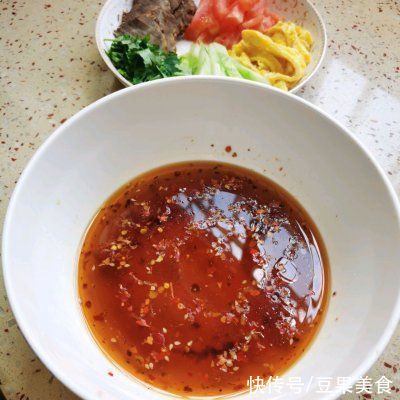 冷面|夏日冷面这么做最好吃，一般人我不告诉他