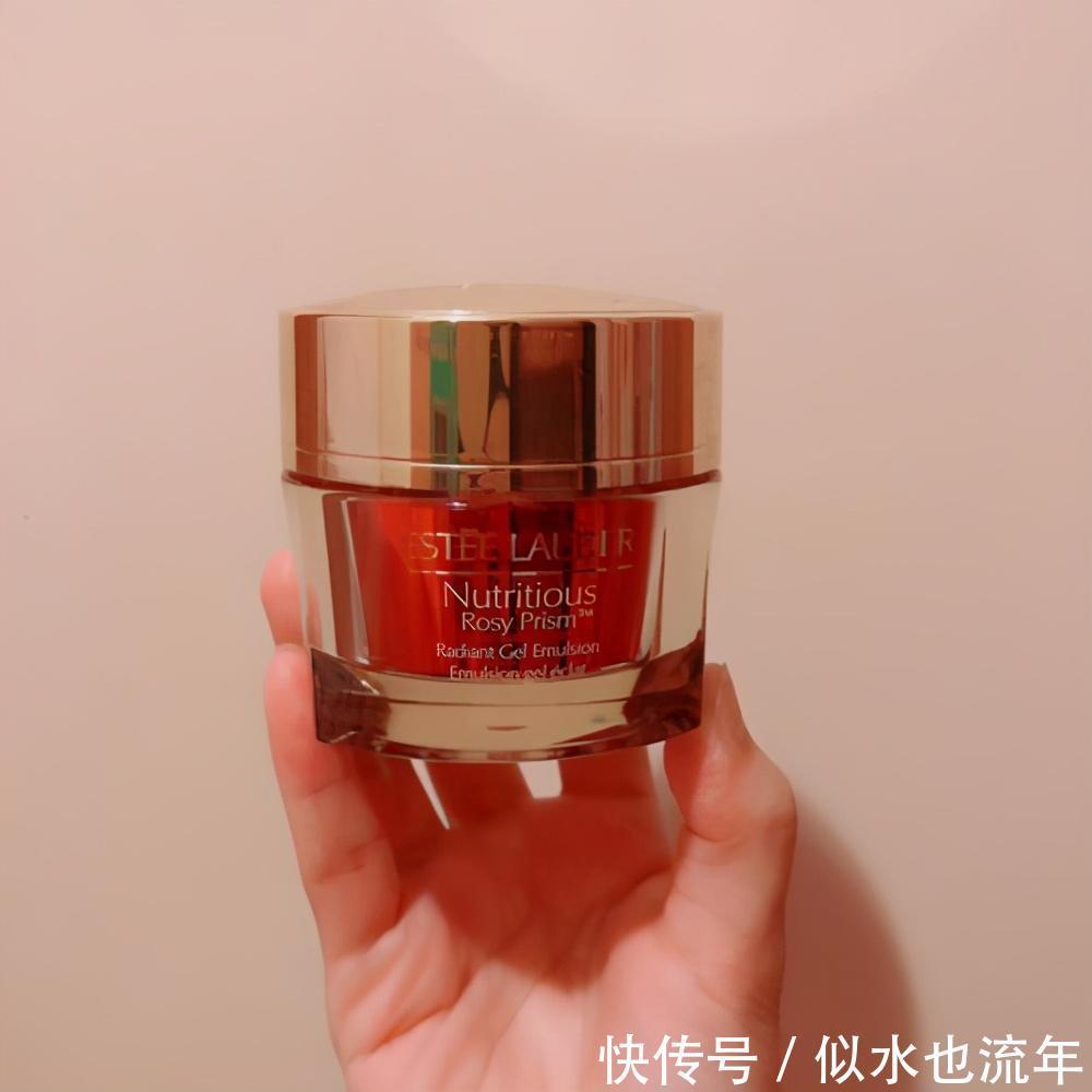 面霜|哪些面霜口碑好?这些面霜深层补水提高肌肤水含量,持久滋润肌肤