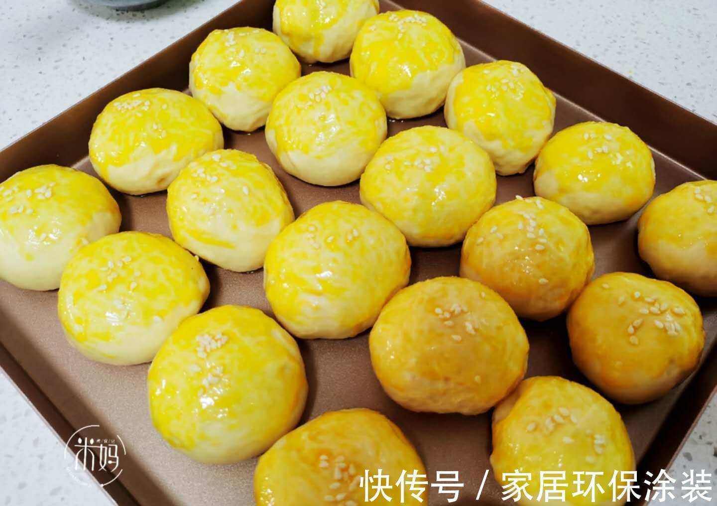 保鲜膜|在家自制面包，10分钟揉出手套膜，松软拉丝，比电饭煲蛋糕还好吃