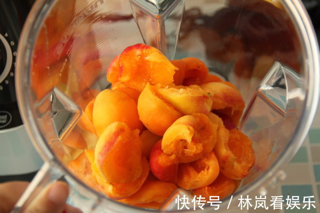 香蕉|“最通便”是此物而不是香蕉，便秘的人经常吃，隔天拉出黑臭宿便