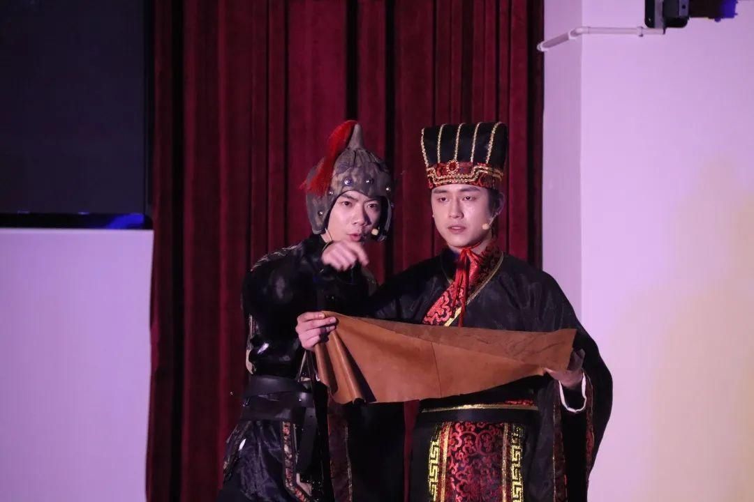  巡演|播下戏剧的种子，话剧《超·跃少年》巡演校园！