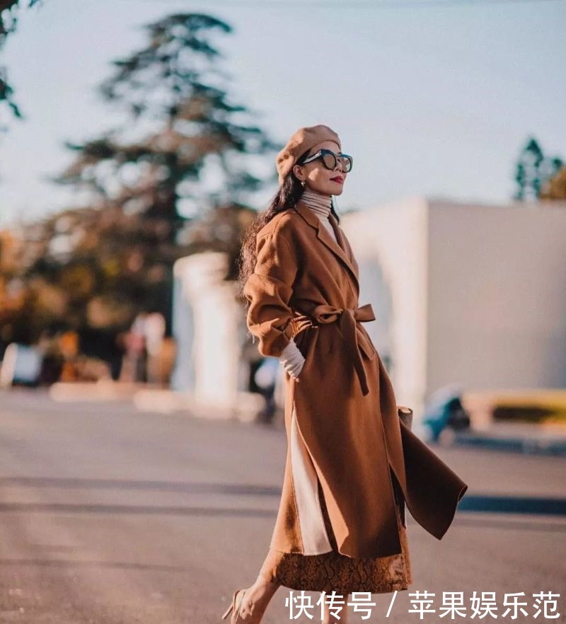 无可救药|秋冬穿大衣+裙子,美得无可救药!