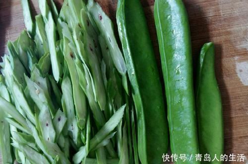 女性推荐多吃3种食物,排毒养颜、滋润肌肤,早吃早好!