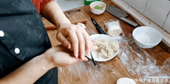 一碗面粉,1斤冬瓜,教你做皮脆馅香的老婆饼,每一口都酥到掉渣