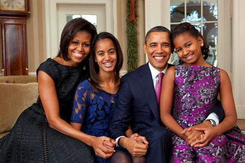 奥巴马|奥巴马成为总统，离不开妻子的帮助，看看米歇尔的成功之路！