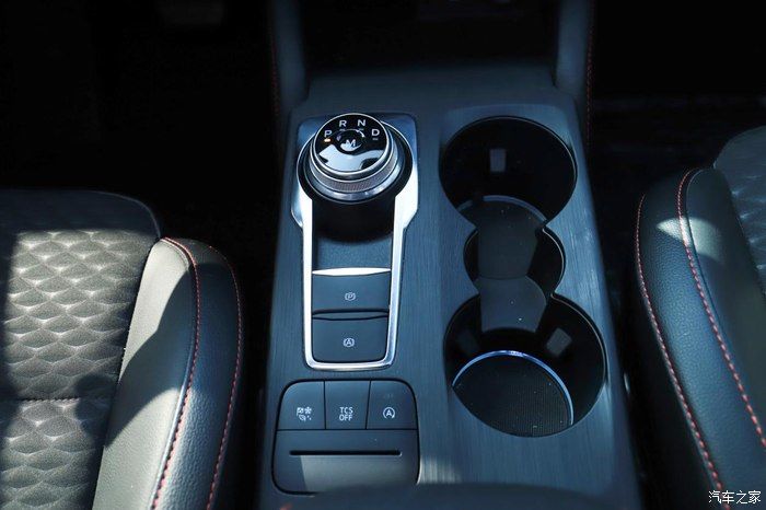 奶爸|准奶爸的座驾福克斯ST-line，颜值与性能齐飞