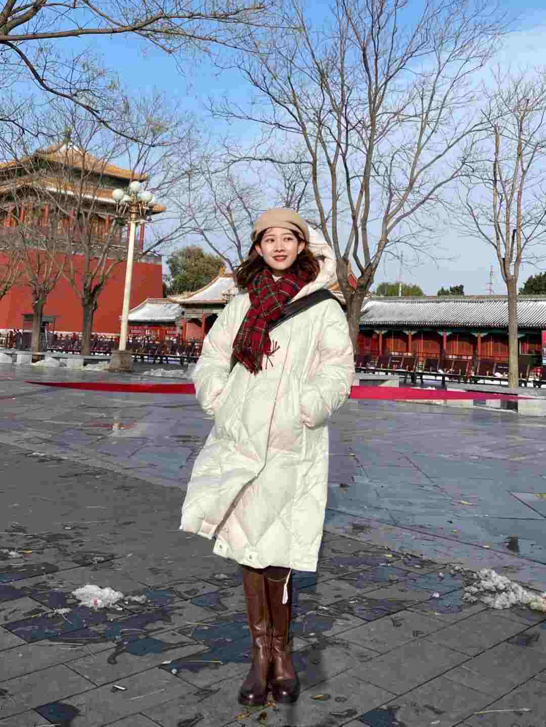 棕色|羽绒服也能穿出高级感,搭配上裤子温暖时髦,让你显得又酷又美