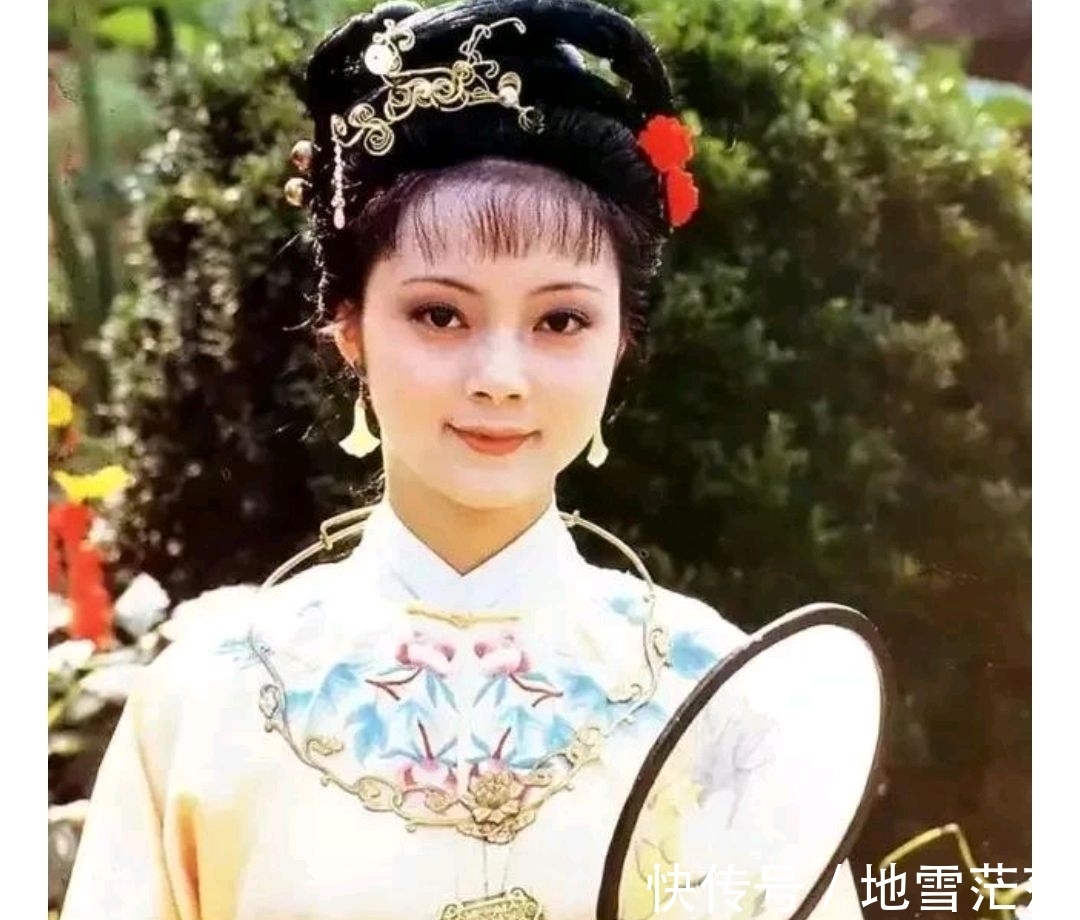 薛宝钗!《红楼梦》:金玉良姻的成婚,薛家自己酿的苦果,自己咽下去