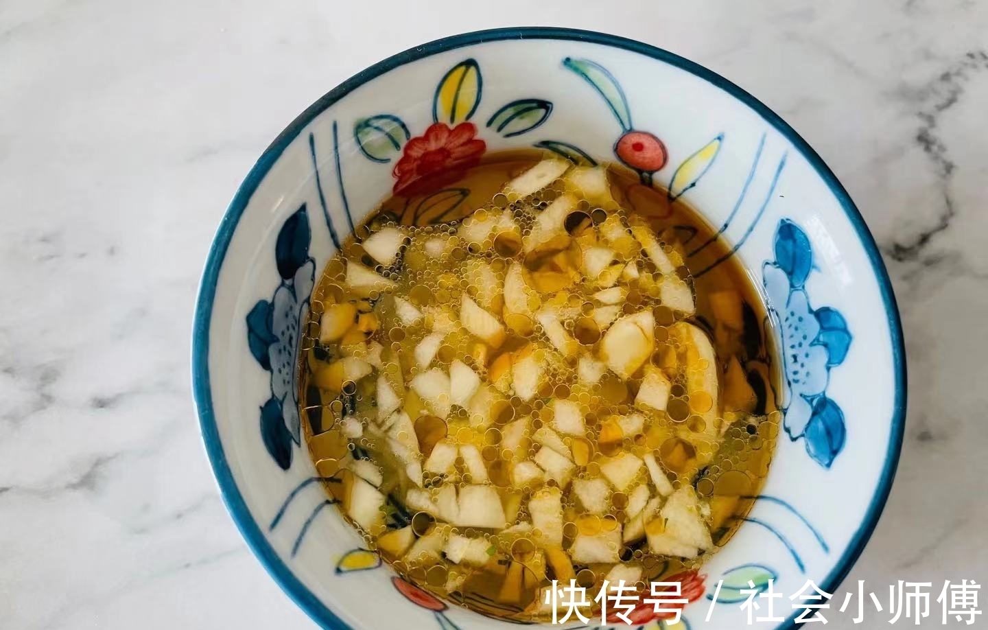 豆腐|不知道早餐吃什么好?教你做懒人版豆腐脑,简单3步,细腻好吃