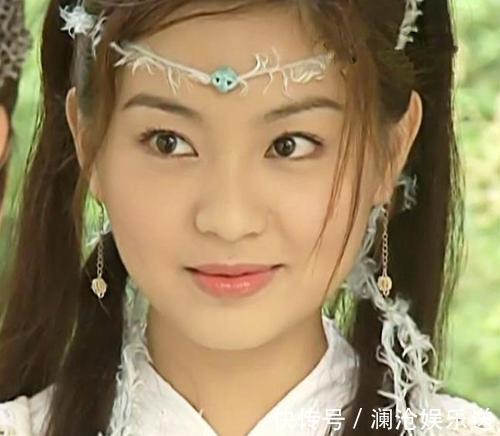 黄衫女子|倚天后传小昭重回中土,让陈友谅血溅当场,带着张无忌回到波斯