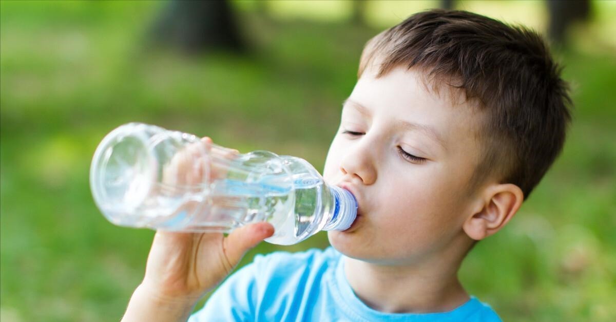 脾胃虚弱|孩子缺钙不长个,原来喝水时间搞错了,这3个时间段要小心