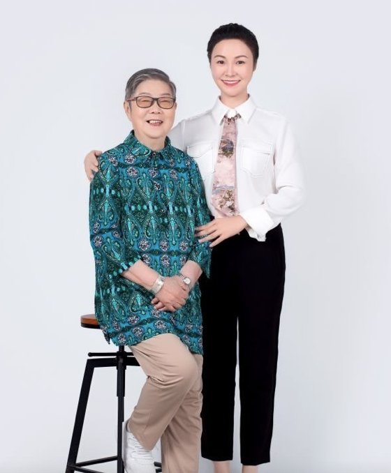 杨小娟|京剧大师李鸣岩去世，享年87岁，曾和张艺谋合作