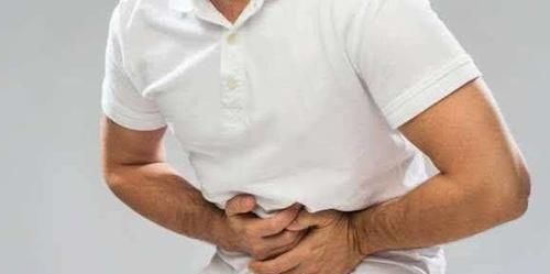 风油精滴|男性睡觉肚脐上滴点风油精，只需1晚，几大好处随之而来