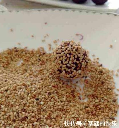 紫薯泥|不蒸不煮不炸,这样麻球做出来比市面上好吃10倍,孩子吃也健康