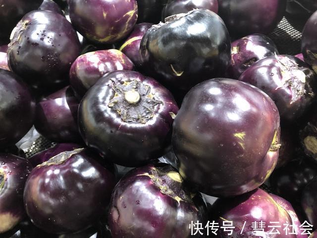天生一对|茄子炒豆腐,先放茄子还是豆腐,很多人搞错,难怪茄子吸油还不香