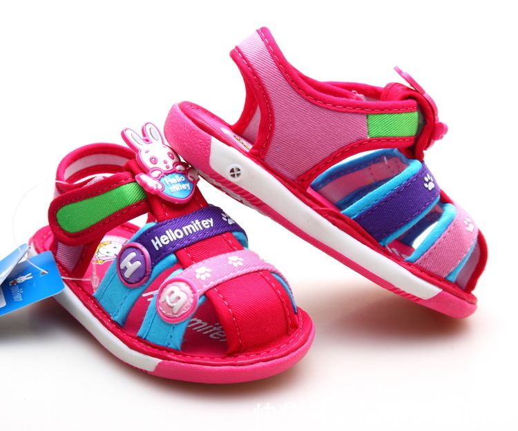 鞋子|骨科医生呼吁:给娃买鞋一定要避开这4大误区,不然遭罪的是孩子