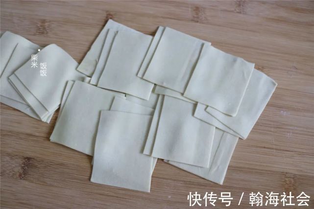 食用碱|馄饨的家常做法,从擀皮到调馅全教你,汤鲜肉香,太好吃了