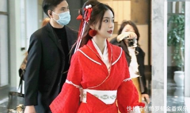 b《奔跑吧9》情侣特辑开录!baby搭上张彬彬,蔡徐坤搭档“姐姐”