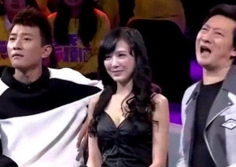 白馬王子|女孩嫌媽媽太漂亮搶風頭,媽媽登臺后全場沸騰,男主持人集體叛變