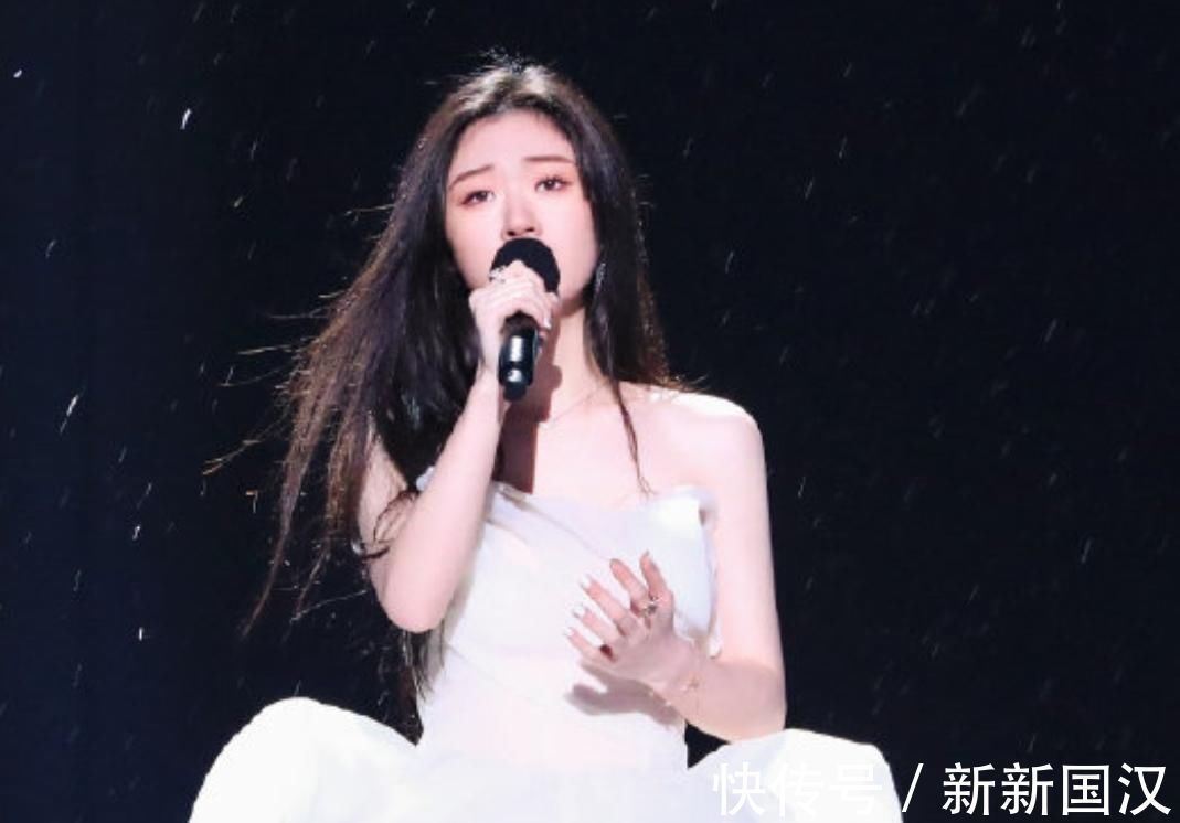 這段日子|她是好聲音年度總冠軍,年僅18歲的她,不聽導(dǎo)師言毅然出道了