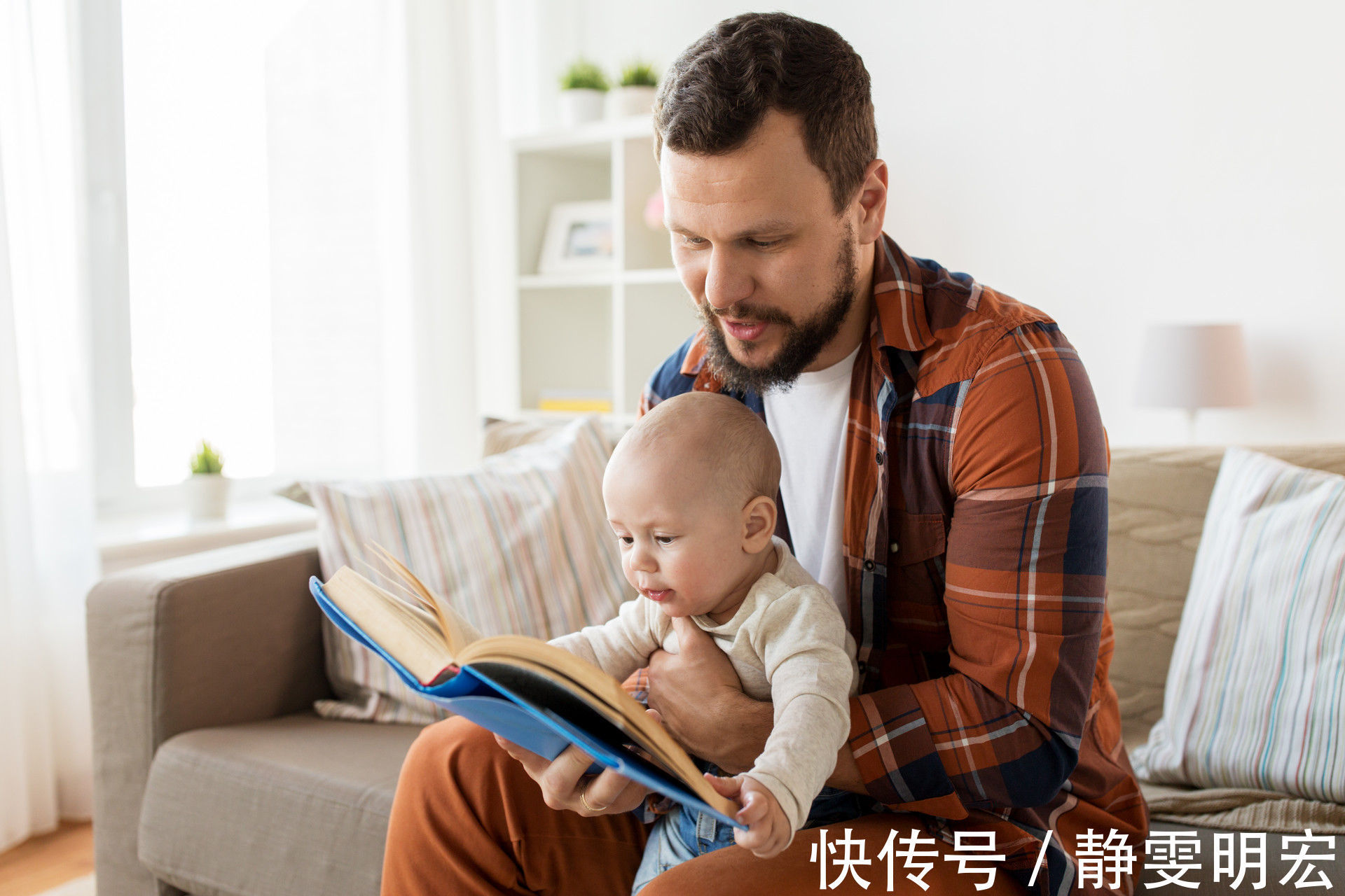 好书|孩子二岁前家长别买一堆玩具,带孩子读好书,更易培养出学霸