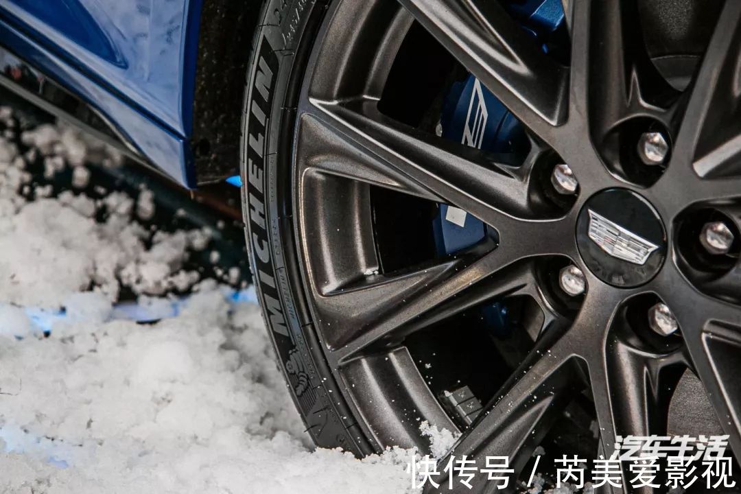 凯迪拉克#感受CT5的多样魅力,本周末春熙路上演现实版“冰与火之歌”