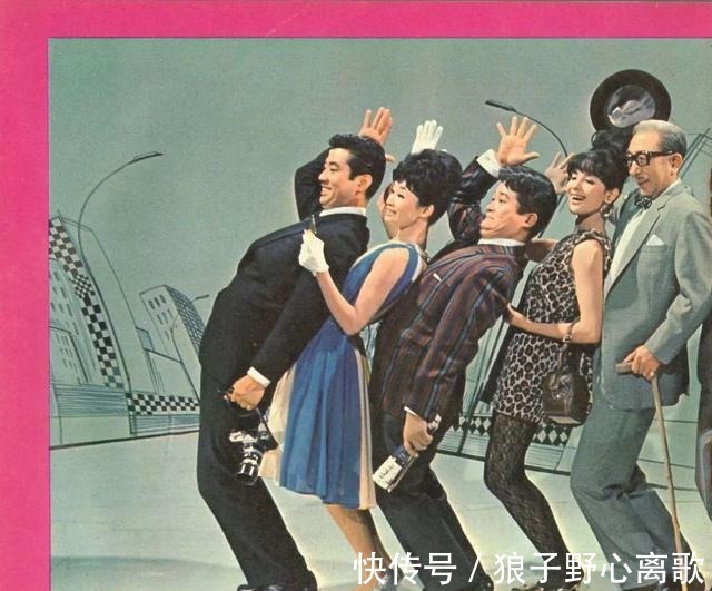 制服 日本潮流70年→时尚是反应时代的镜子!