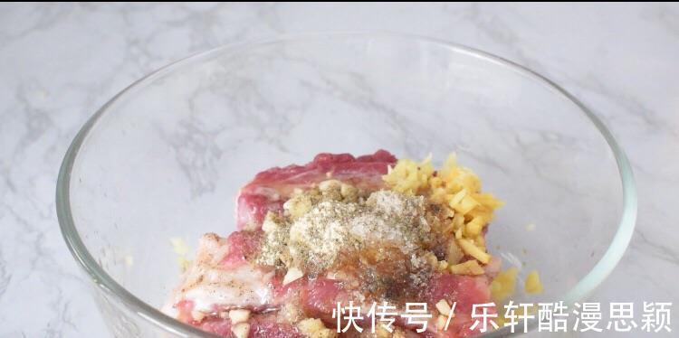 排骨|经典味道蜜汁肋排,简单易做好上手,Q弹滑口肉质饱满