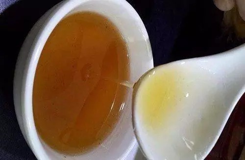 蜂蜜对鲤鱼的诱惑力，是什么饵料配方都比不了的！