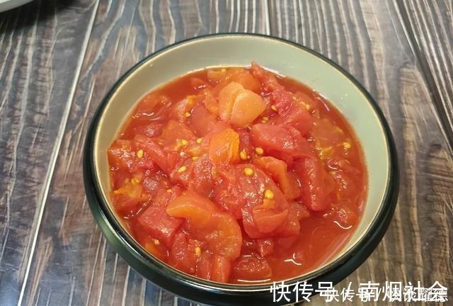 西红柿鸡蛋面怎么做才好吃?打卤是关键,教你正确做法,太香了