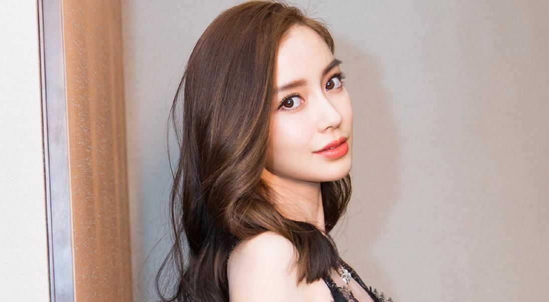 娱报:点名《跑男》Baby、陈赫、邓超、李晨、郑恺、蔡徐坤!