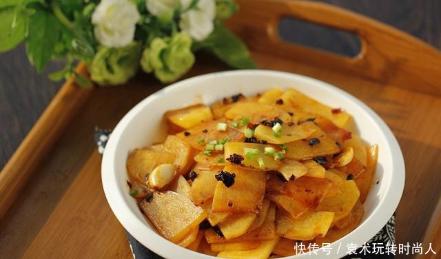 水中浸泡|立秋后,晚餐经常吃它一盘,低脂又营养,饱腹又瘦身,体重悄悄降