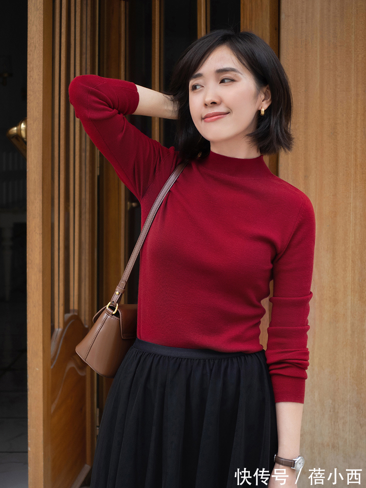 包臀裙|奔四奔五的女性建议多穿毛衣,不用贵但要会搭配,优雅感信手拈来