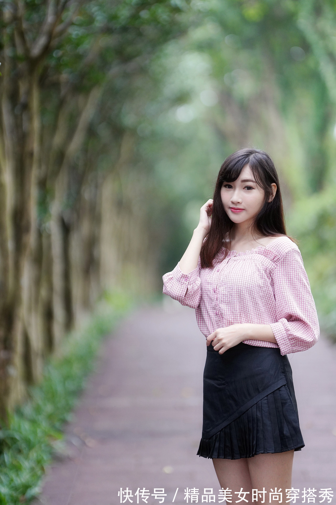 穿搭 优雅从容的穿搭让小姐姐可以更加自信地应对任何场合