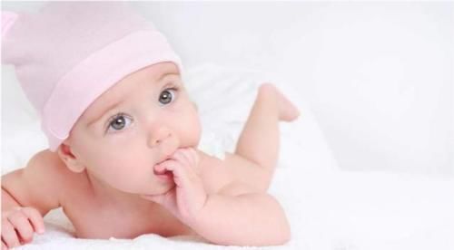 湿疹|婴儿霜激素超标,孩子俩月变大头娃:宝宝湿疹,我用过的绿色疗法