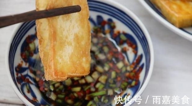 香煎豆腐|营养开胃的香煎豆腐，香酥里嫩还可以当小食，做法超简单