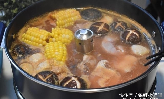 晚餐|夫妻俩人晚餐,不用炒菜少闻油烟,只有一锅营养全,比海底捞实惠