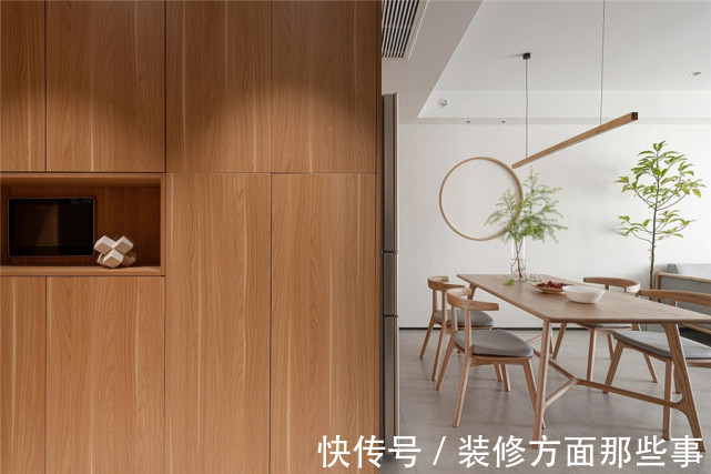 灵巧|95平三居室保留了禅意与灵巧,同时又不失气场与舒适度