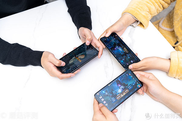 手机|真机实测！一加8T银时真·指纹收集器的终结者！