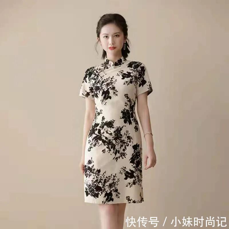 减龄|女人过了30要多试试这样穿旗袍,既得体不失大雅,减龄还有女人味