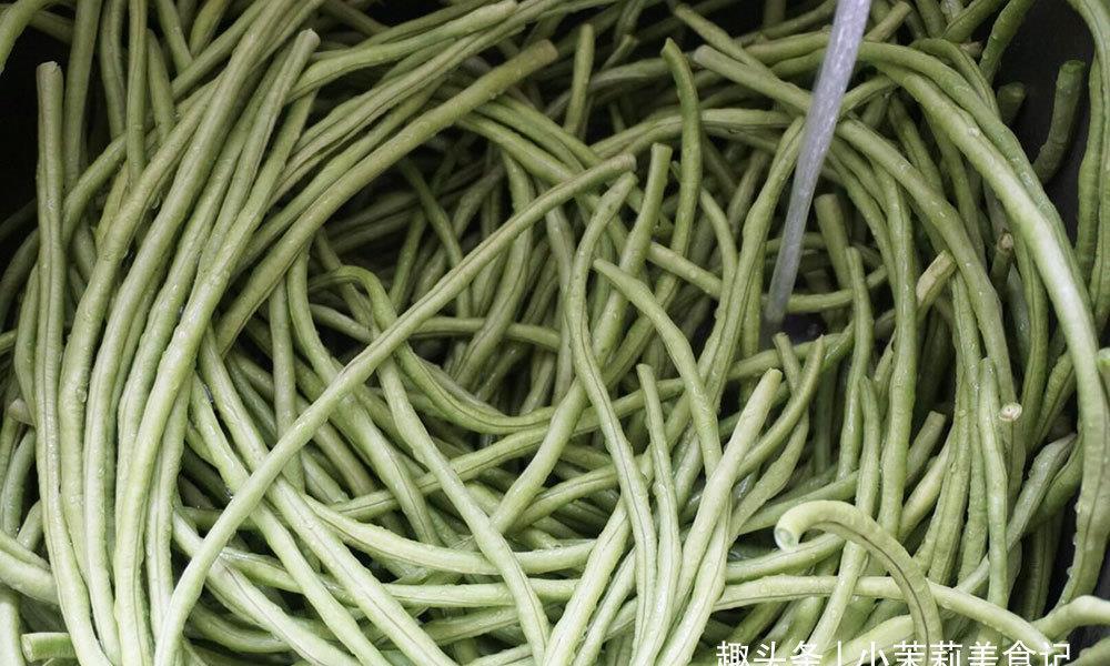 筋道|晒干豆角,有人焯水有人直接晒,都不对,教您1招,耐保存更好吃